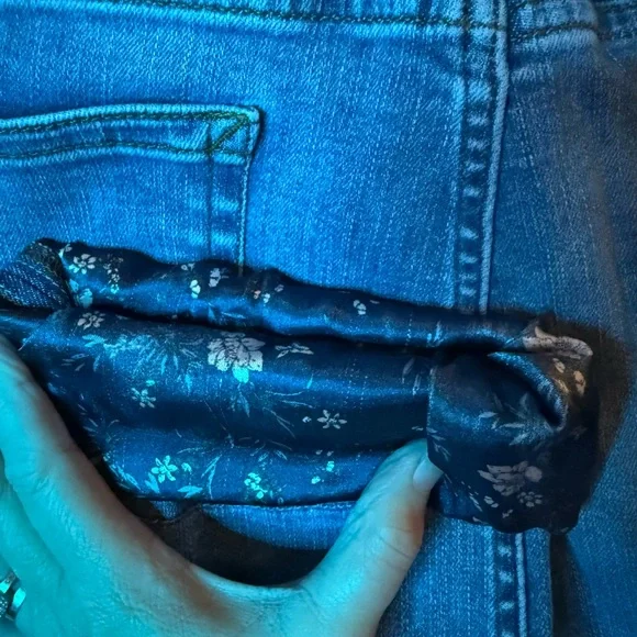 Matilda Jane Women's Blue Jeans - Picture 7 of 12